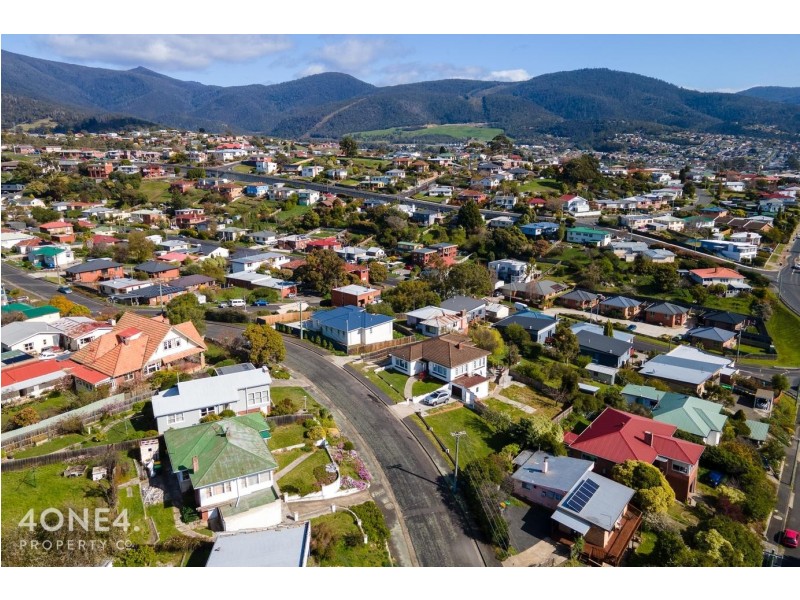 10 Wylie Crescent, West Moonah TAS 7009