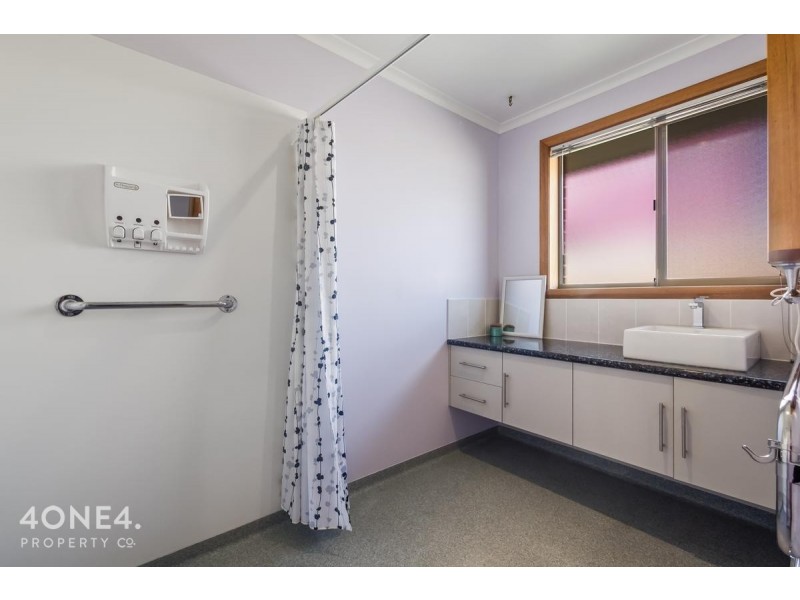 2 Rodman Court, Glenorchy TAS 7010