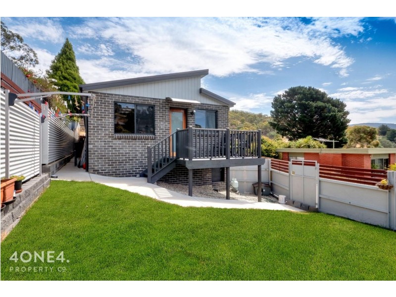 1/8A Beaumont Road, Lenah Valley TAS 7008