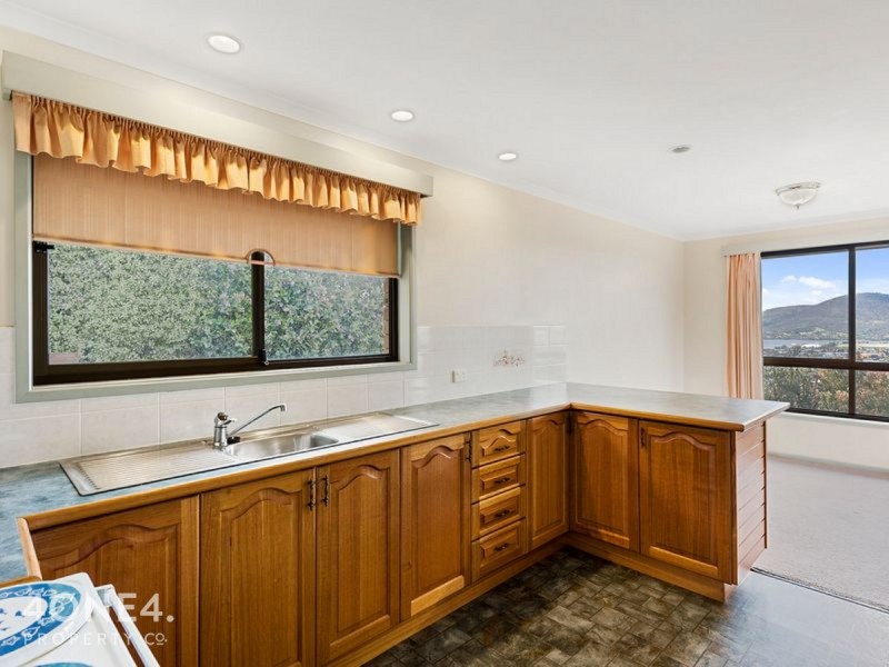 2/10 Donald Court, Glenorchy TAS 7010