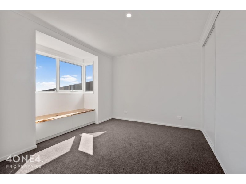 1/12A McLean Court, Rosetta TAS 7010
