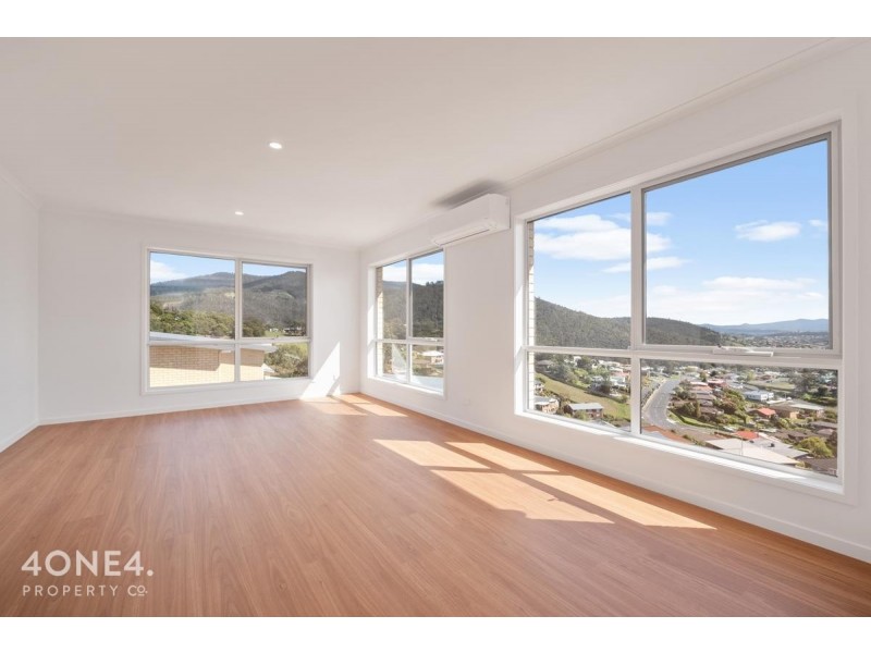 2/12A McLean Court, Rosetta TAS 7010