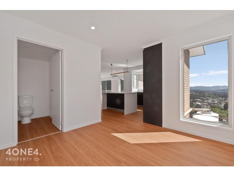 2/12A McLean Court, Rosetta TAS 7010