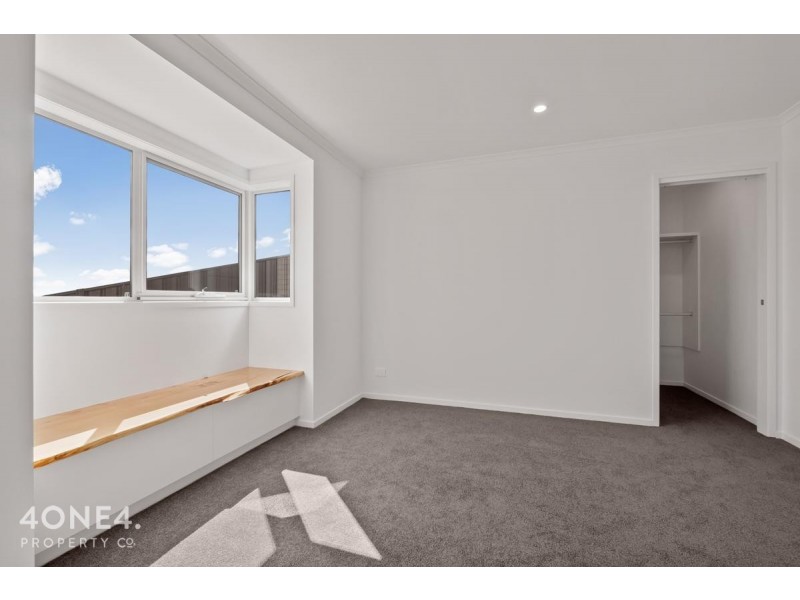 2/12A McLean Court, Rosetta TAS 7010