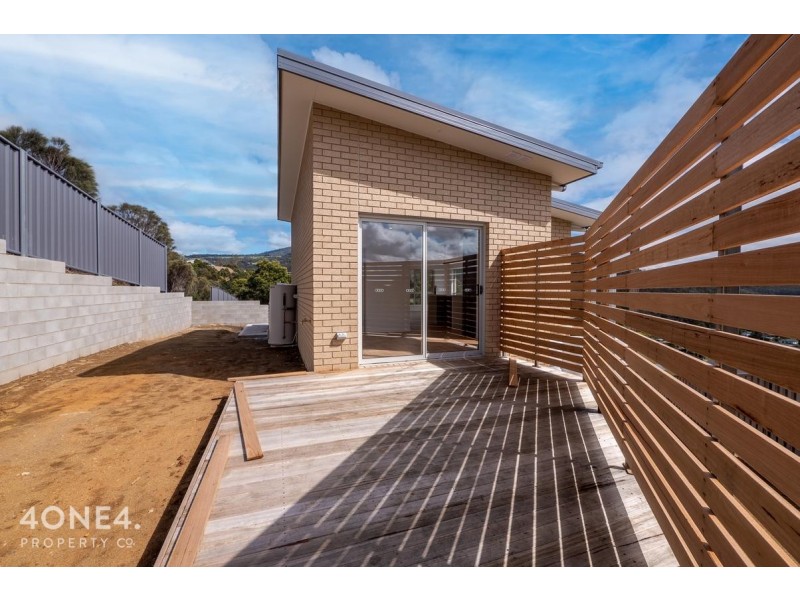 2/12A McLean Court, Rosetta TAS 7010