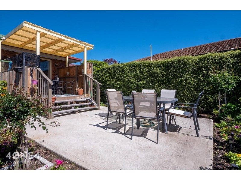 2/535 Main Road, Montrose TAS 7010