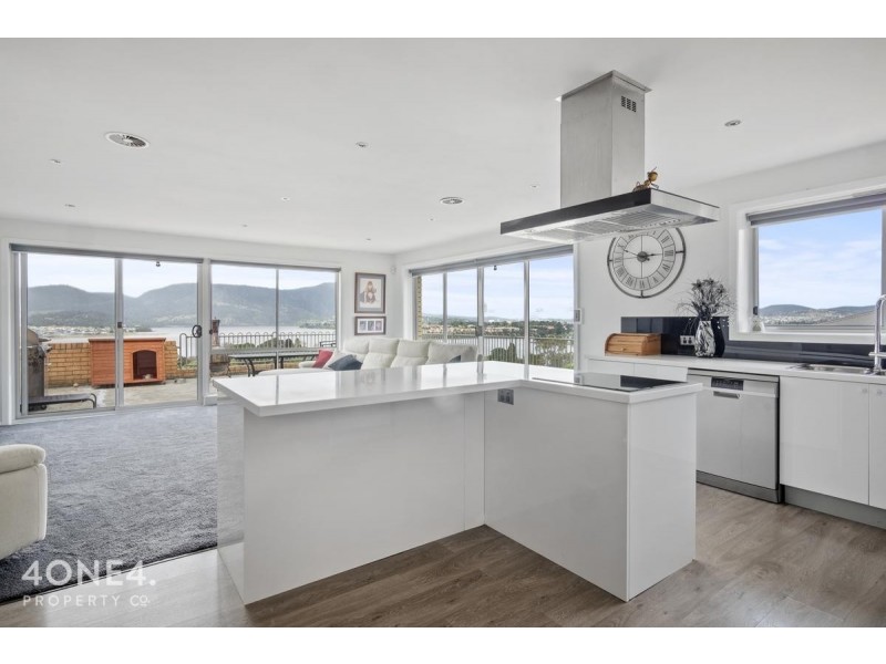 17 Wakehurst Road, Austins Ferry TAS 7011