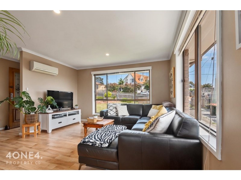 21 Reynolds Road, Midway Point TAS 7171