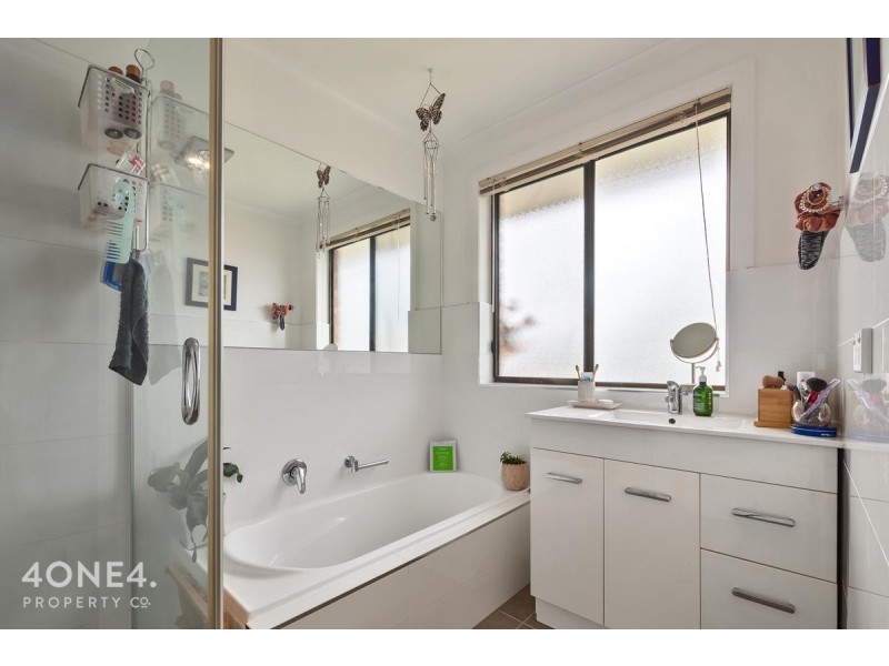 21 Reynolds Road, Midway Point TAS 7171