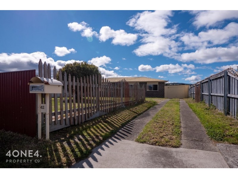 42 Walker Crescent, Bridgewater TAS 7030