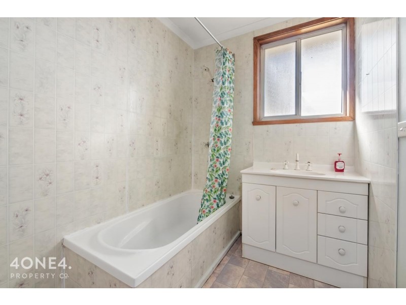 42 Walker Crescent, Bridgewater TAS 7030