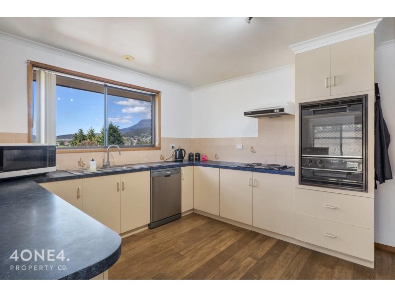 11 Battersby Drive, Claremont TAS 7011