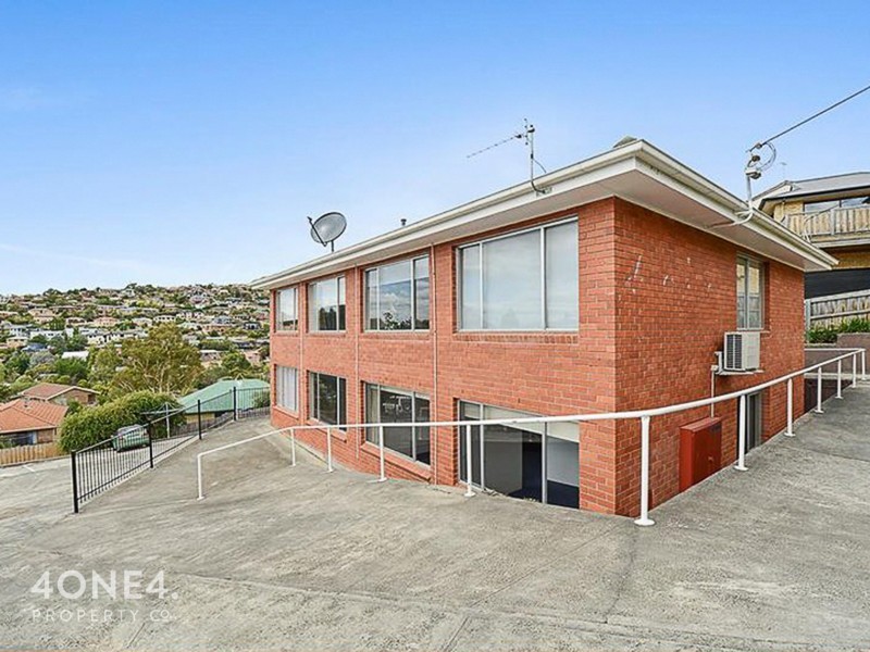 2/12 Wallace Avenue, Lenah Valley TAS 7008