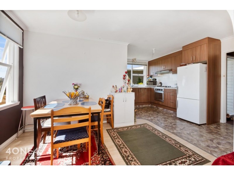 14 Lang Place, Glenorchy TAS 7010