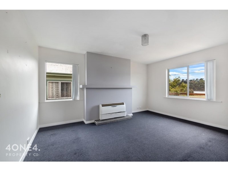 25 Curlew Parade, Claremont TAS 7011