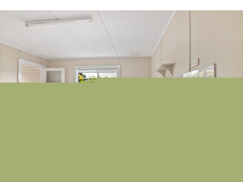 25 Curlew Parade, Claremont TAS 7011