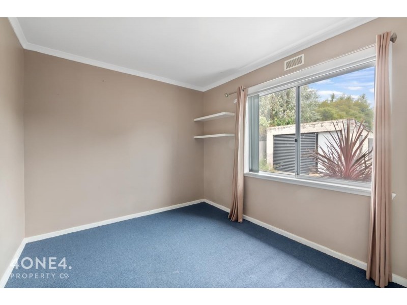 25 Curlew Parade, Claremont TAS 7011