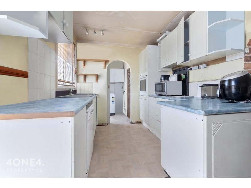 8 Colston Street, Claremont TAS 7011