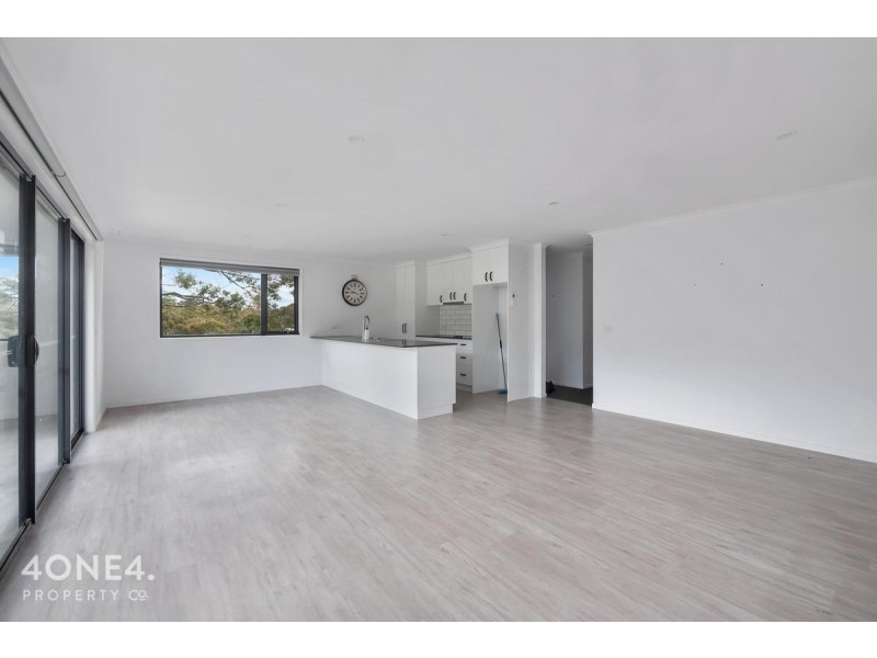 12/18 Carnegie Street, Claremont TAS 7011