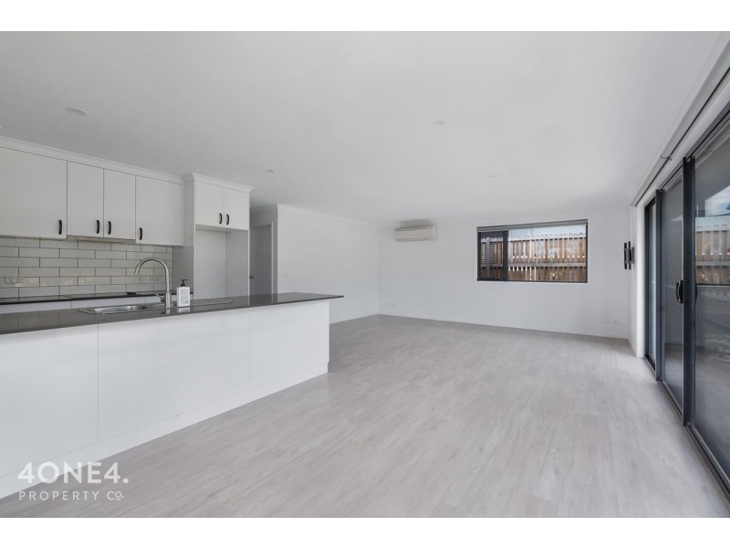 12/18 Carnegie Street, Claremont TAS 7011
