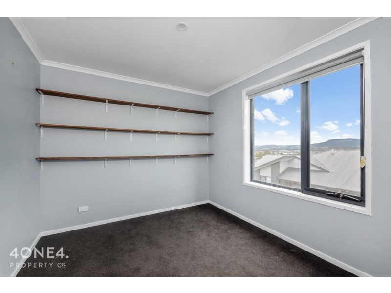 12/18 Carnegie Street, Claremont TAS 7011