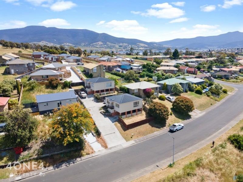 2/84 Lamprill Circle, Herdsmans Cove TAS 7030