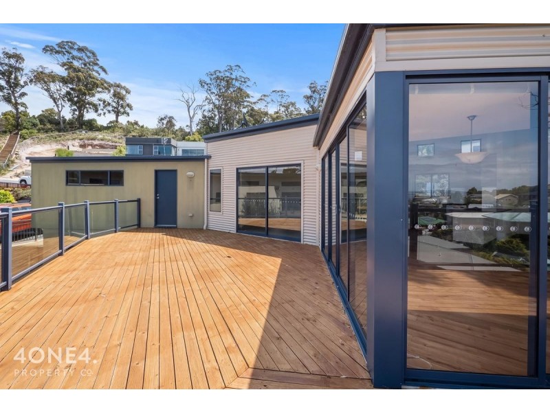 78 Tingira Road, Blackmans Bay TAS 7052