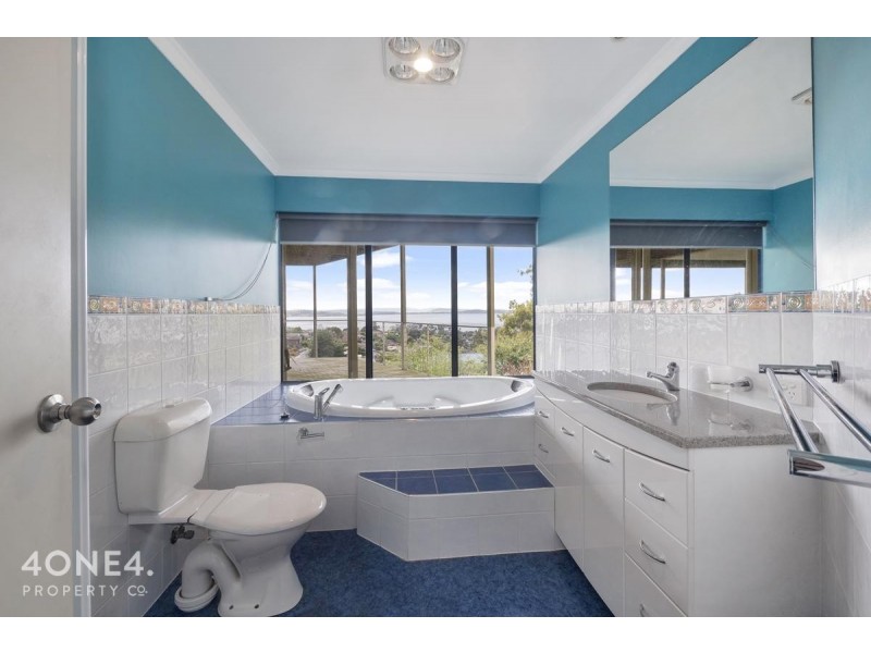 78 Tingira Road, Blackmans Bay TAS 7052