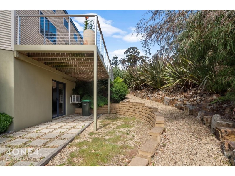 78 Tingira Road, Blackmans Bay TAS 7052