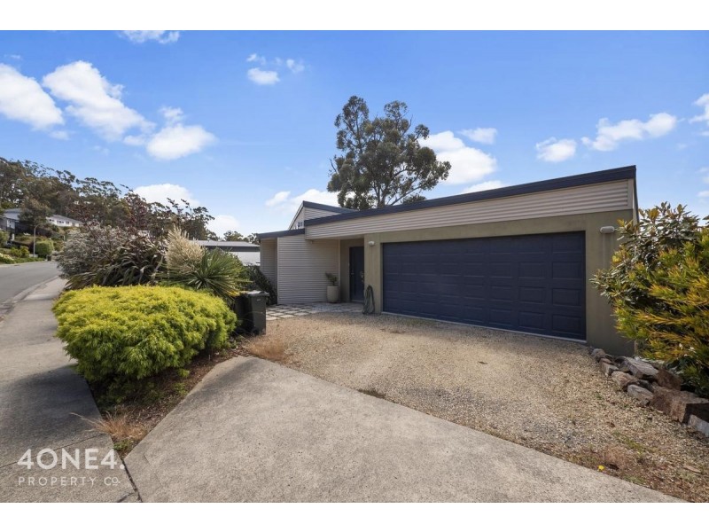 78 Tingira Road, Blackmans Bay TAS 7052