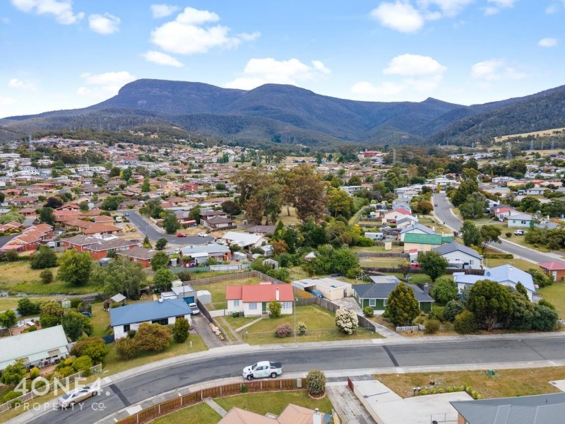 33 Norman Circle, Glenorchy TAS 7010