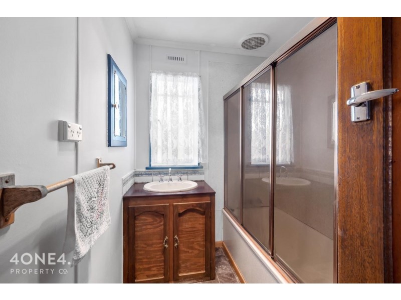 33 Norman Circle, Glenorchy TAS 7010