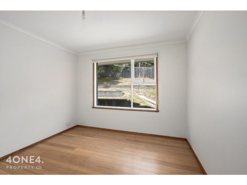 9 Wallace Avenue, Lenah Valley TAS 7008