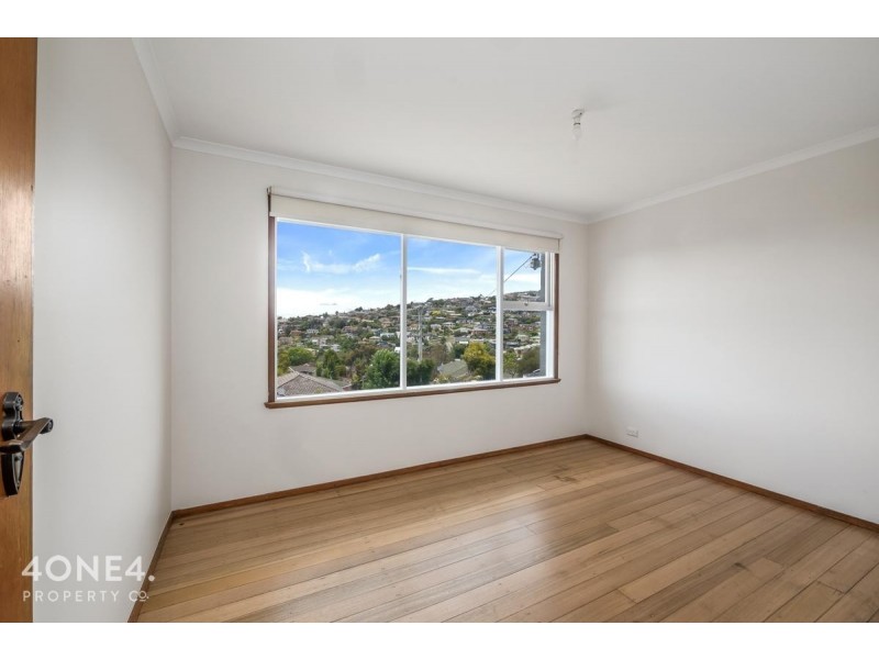 9 Wallace Avenue, Lenah Valley TAS 7008