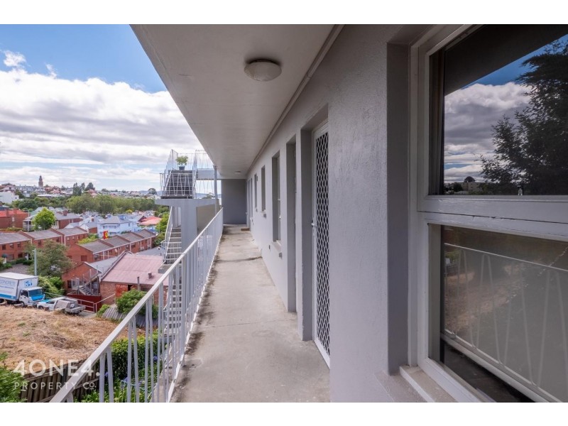 9/4 Jersey Street, Sandy Bay TAS 7005