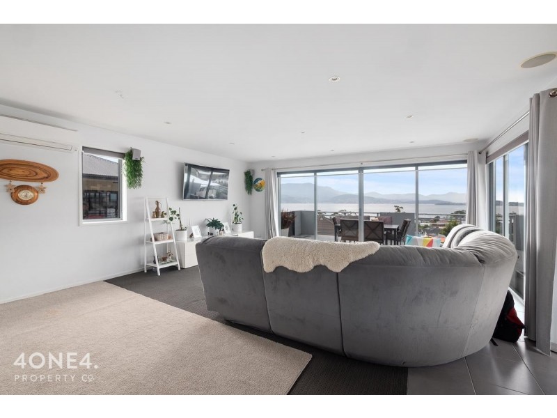 647 Oceana Drive, Tranmere TAS 7018