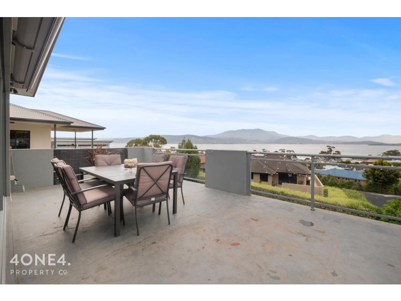 647 Oceana Drive, Tranmere TAS 7018