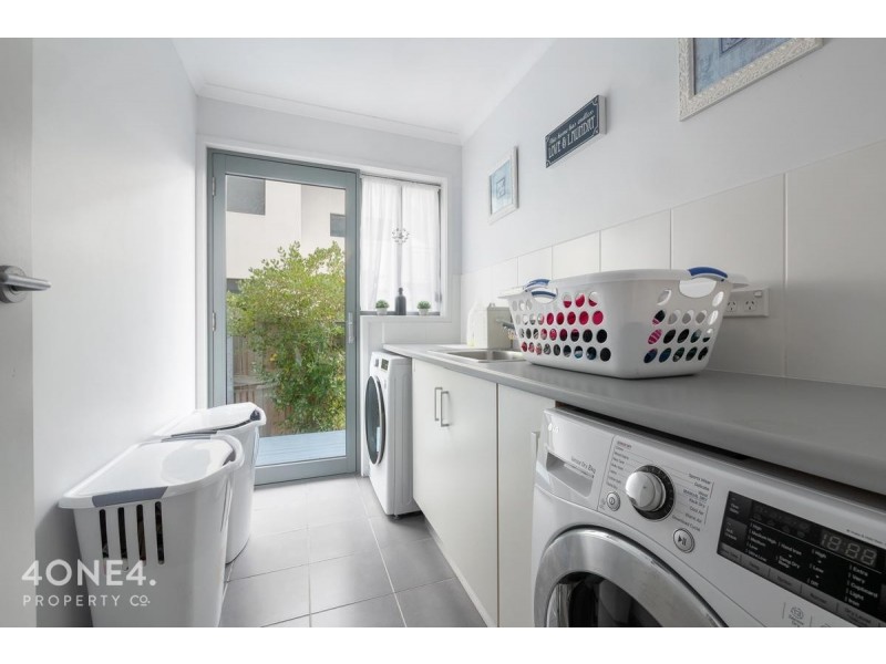 647 Oceana Drive, Tranmere TAS 7018