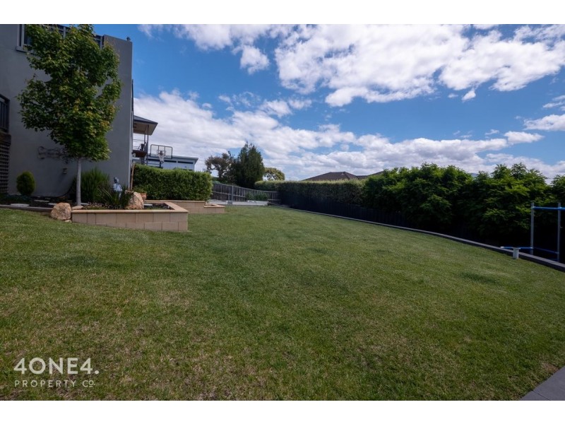 647 Oceana Drive, Tranmere TAS 7018