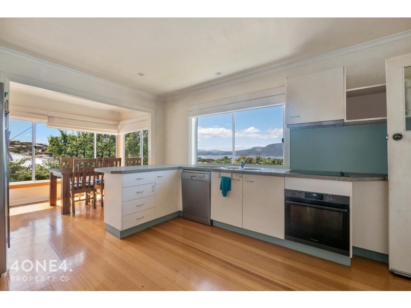 5 Oakbanks Avenue, Montrose TAS 7010