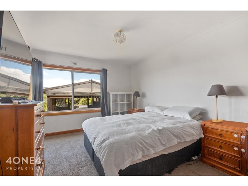 5 Oakbanks Avenue, Montrose TAS 7010