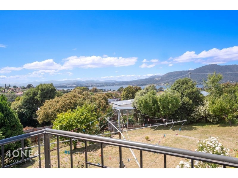 5 Oakbanks Avenue, Montrose TAS 7010