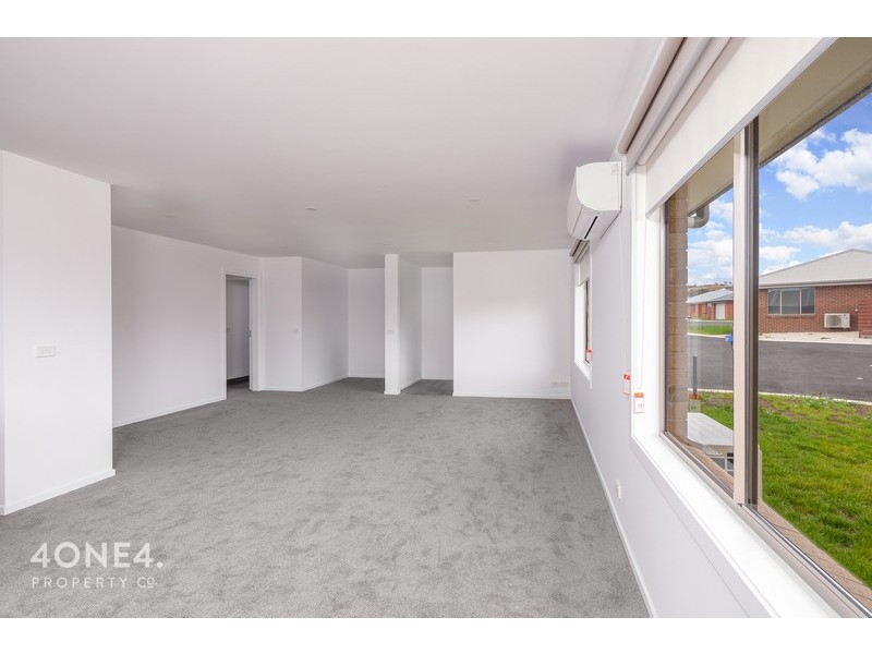 8/20 Magnolia Lane, Brighton TAS 7030