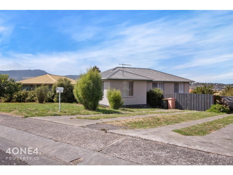 8 Whelan Drive, Herdsmans Cove TAS 7030