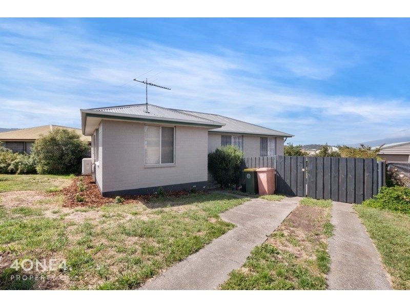 8 Whelan Drive, Herdsmans Cove TAS 7030