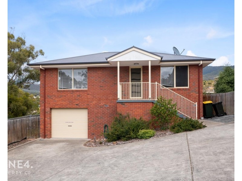 2/10 Treetops Court, Claremont TAS 7011