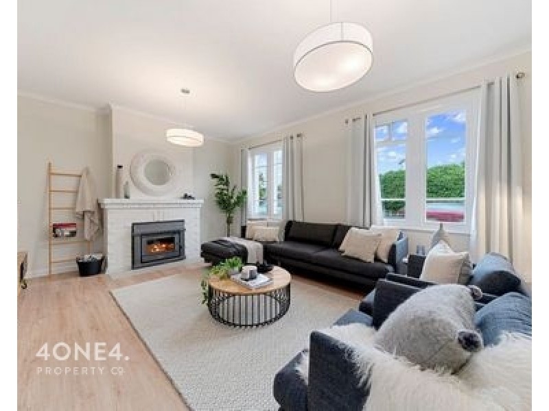 22 Risdon Road, New Town TAS 7008