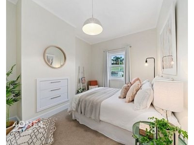 22 Risdon Road, New Town TAS 7008