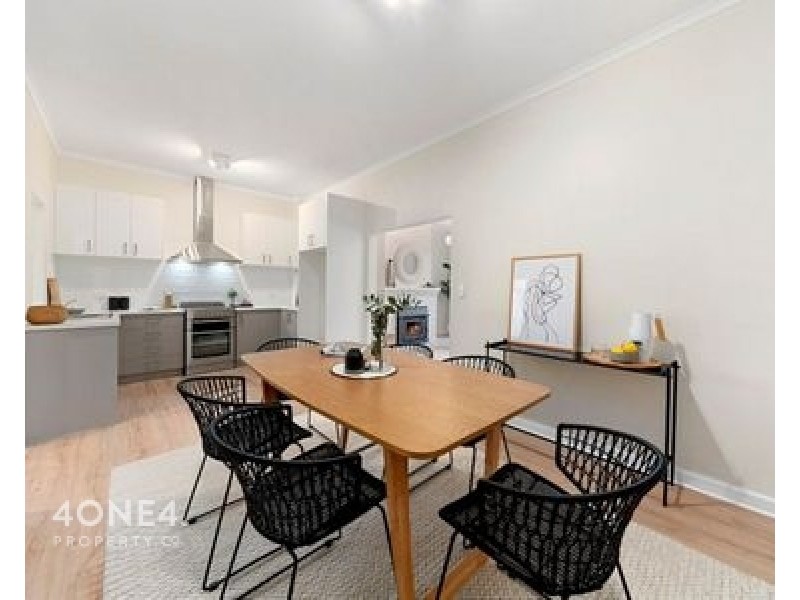 22 Risdon Road, New Town TAS 7008