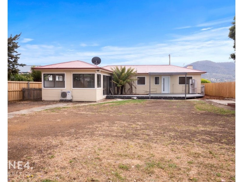 4 Penguin Drive, Glenorchy TAS 7010